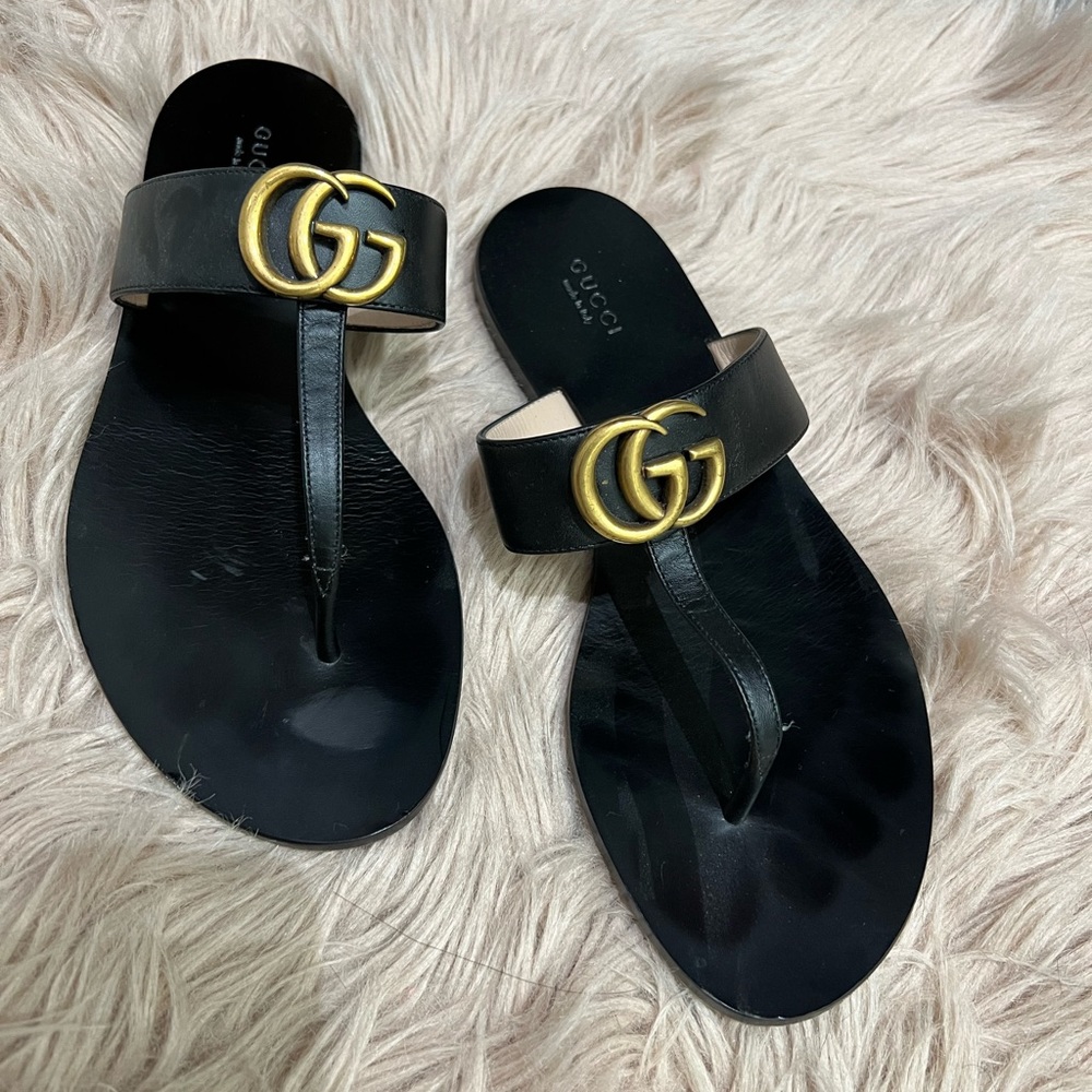 100% authentic Gucci sandals with box . Normal Wear condition,size 38.5 (8.5)
